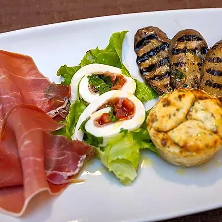 Hotel Tenuta Rosa - Gastronomia E Relax *