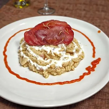 Tenuta Rosa - Gastronomia E Relax Hotel *